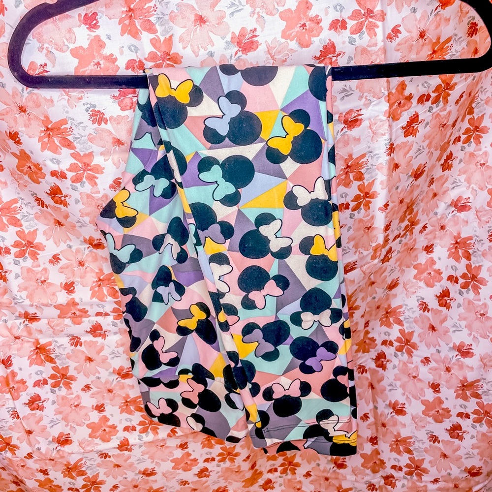 GUC LuLaRoe OS Minnie Mouse leggings
